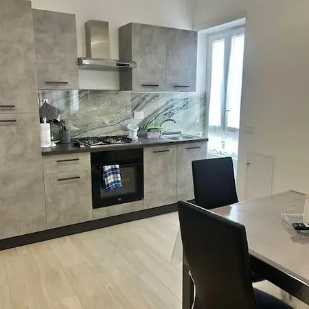 Bilocale In Via Dei Pescherecci Apartamento *