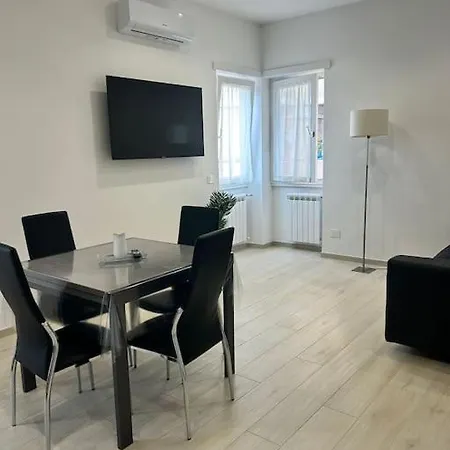 Bilocale In Via Dei Pescherecci Apartamento